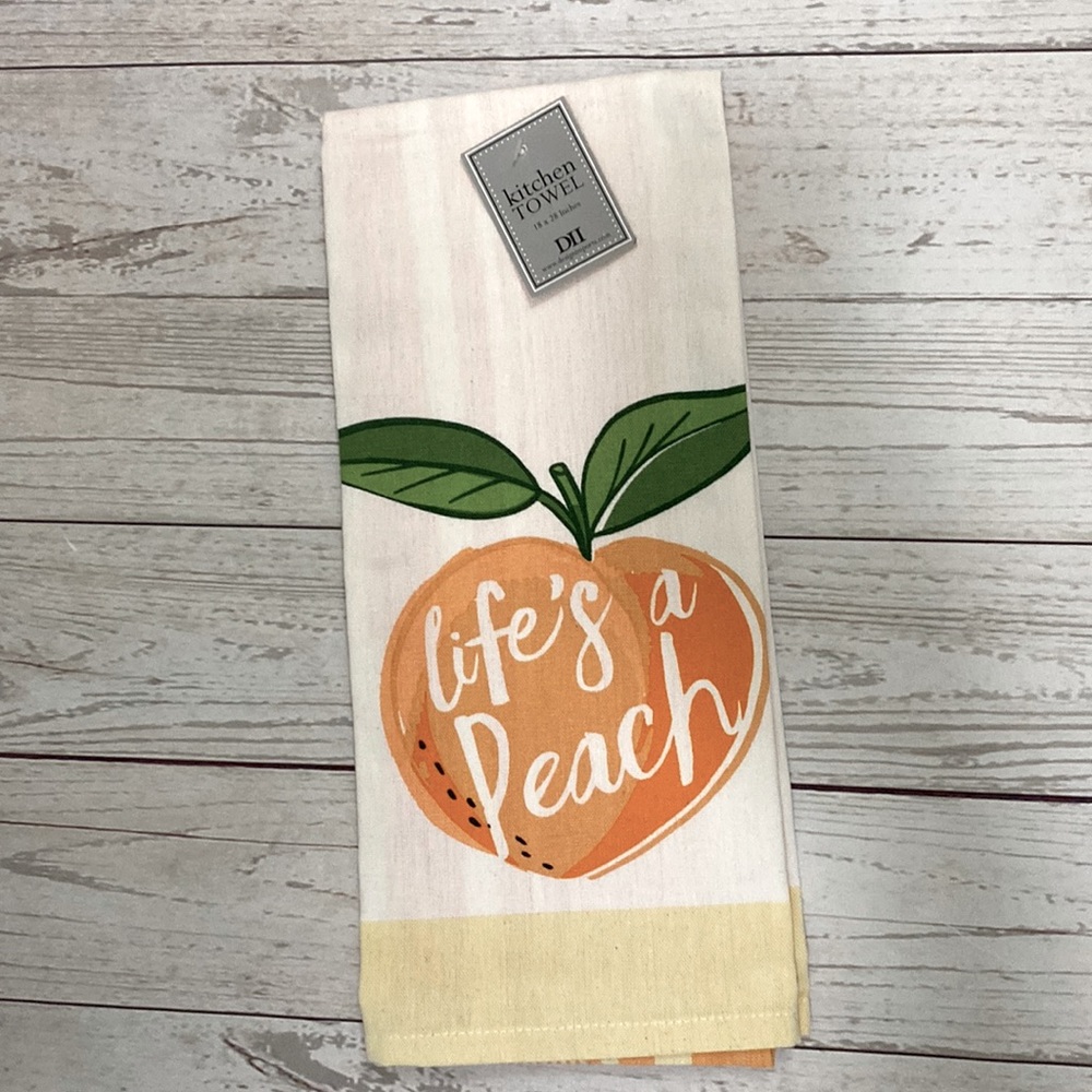 NWT Life’s a Peach Kitchen Dish Towel 100% Cotton